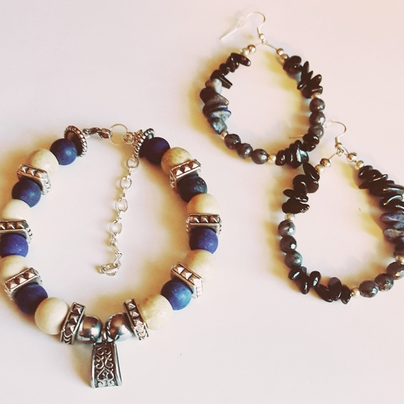 Vintage designer handbags & accessories - Picture 6 of 16